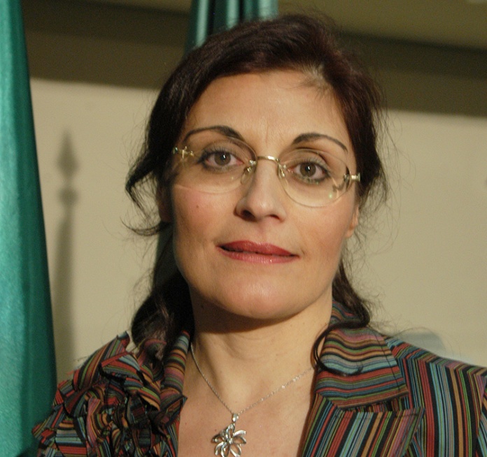 Rita Blasioli Costa, em foto de 2004, logo após ser eleita presidente do Comites de São Paulo.